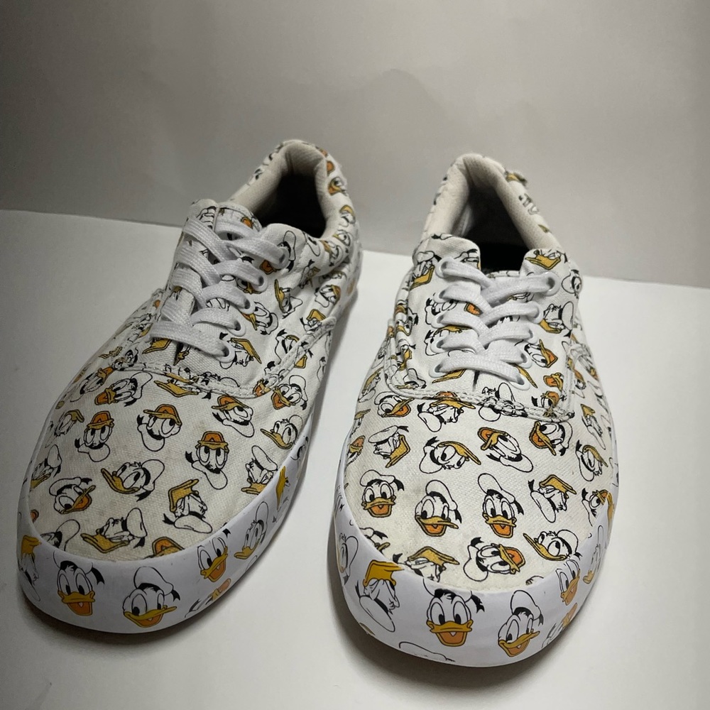 H&M SOLD OUT Daffy Donalds Duck Face Canvas Slip Ons Size 10.5 NEVER USED Shoes